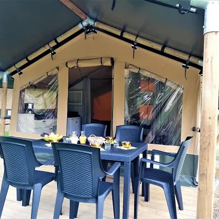 Parc D'audinac Les Bains 3 Etoiles - Piscine Chauffee - Vue Montagne Camping