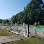 Parc D'audinac Les Bains 3 Etoiles - Piscine Chauffee - Vue Montagne Camping 3*