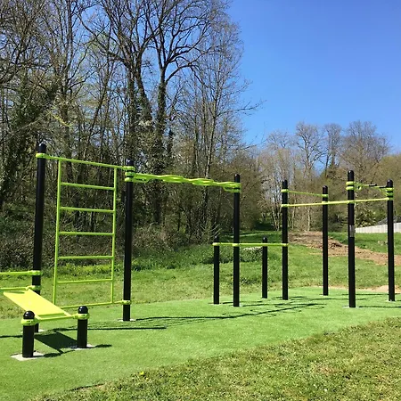 Kemping Parc D'audinac Les Bains 3 Etoiles - Piscine Chauffee - Vue Montagne 3*