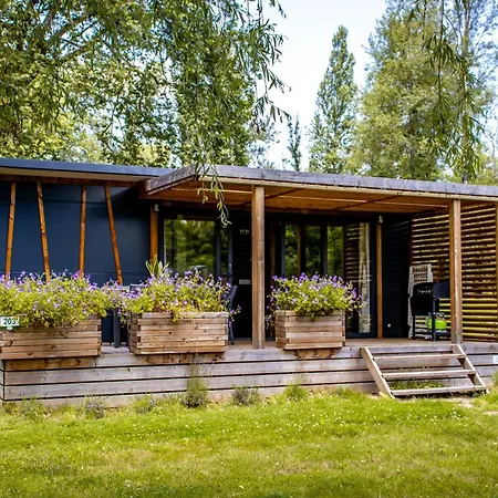 Parc D'audinac Les Bains 3 Etoiles - Piscine Chauffee - Vue Montagne Kemping