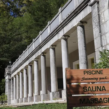 Parc D'audinac Les Bains 3 Etoiles - Piscine Chauffee - Vue Montagne 3* Saint-Girons (Ariege)