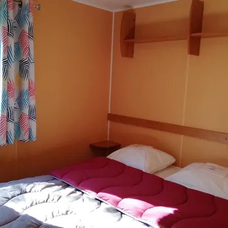 Parc D'audinac Les Bains 3 Etoiles - Piscine Chauffee - Vue Montagne Saint-Girons