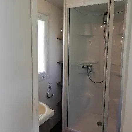 Parc D'audinac Les Bains 3 Etoiles - Piscine Chauffee - Vue Montagne 3*