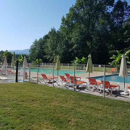 Kemping Parc D'audinac Les Bains 3 Etoiles - Piscine Chauffee - Vue Montagne 3*