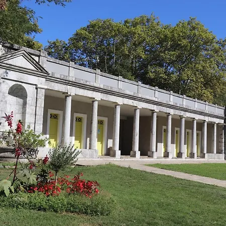 Kemping Parc D'audinac Les Bains 3 Etoiles - Piscine Chauffee - Vue Montagne 3*