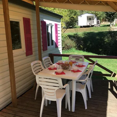 Kemping Parc D'audinac Les Bains 3 Etoiles - Piscine Chauffee - Vue Montagne