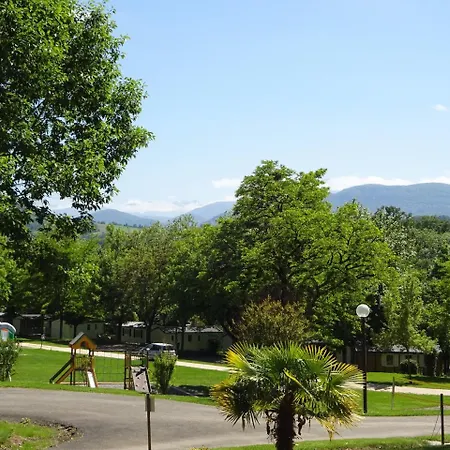 Parc D'audinac Les Bains 3 Etoiles - Piscine Chauffee - Vue Montagne 3*
