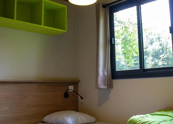 Parc D'audinac Les Bains 3 Etoiles - Piscine Chauffee - Vue Montagne 3*