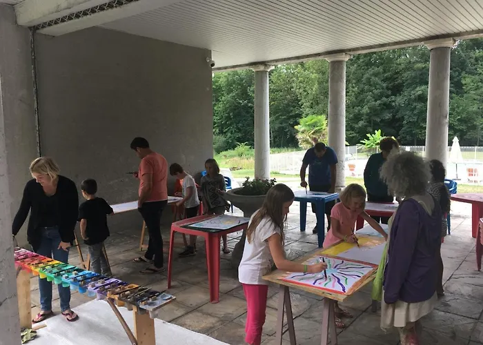 Parc D'audinac Les Bains 3 Etoiles - Piscine Chauffee - Vue Montagne 3* Saint-Girons (Ariege)