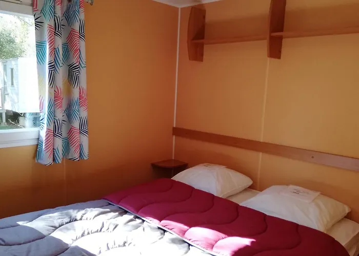 Parc D'audinac Les Bains 3 Etoiles - Piscine Chauffee - Vue Montagne Saint-Girons (Ariege)