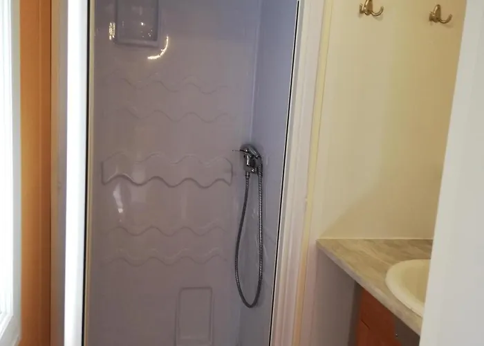 Parc D'audinac Les Bains 3 Etoiles - Piscine Chauffee - Vue Montagne Kamp alanı