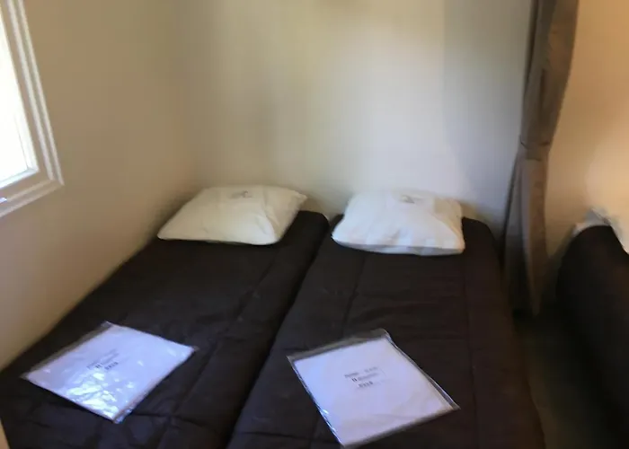 Kamp alanı Parc D'audinac Les Bains 3 Etoiles - Piscine Chauffee - Vue Montagne Saint-Girons (Ariege)