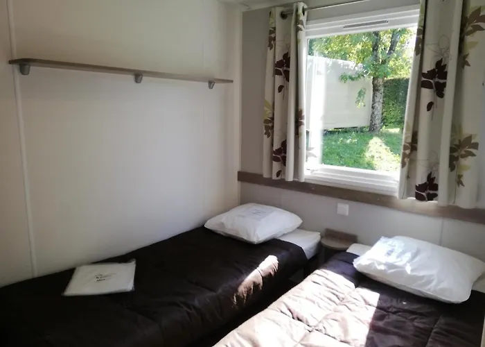 Parc D'audinac Les Bains 3 Etoiles - Piscine Chauffee - Vue Montagne